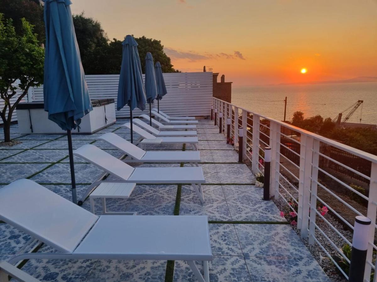 Relais Al Castello Panzió Castellammare di Stabia Kültér fotó